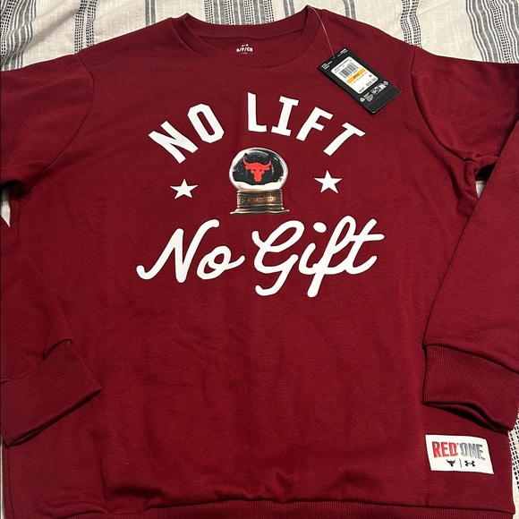 Under Armour Men's Small Project Rock Red One “No Lift No Gift” Sweater NWT - Picture 7 of 8